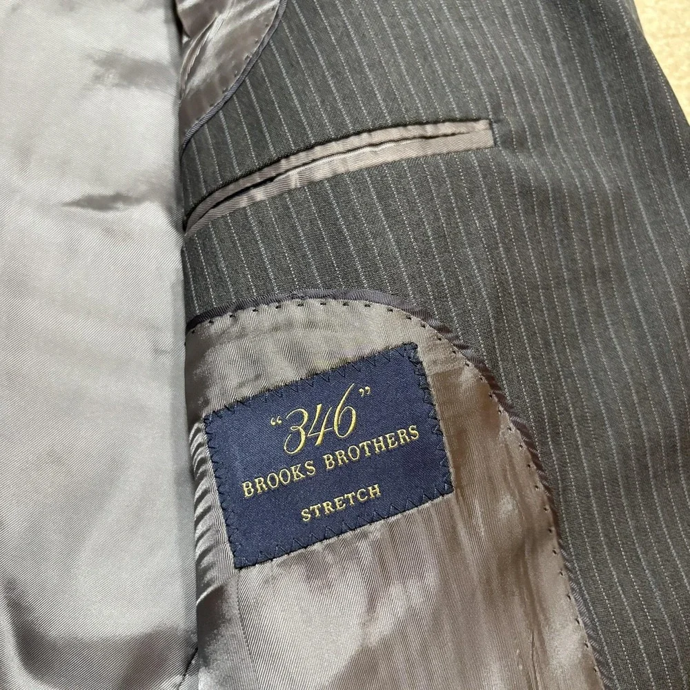 Brooks Brothers 346 Blazer Suit Jacket Mens 37R Gray Pinstripe Sport Coat Stretc